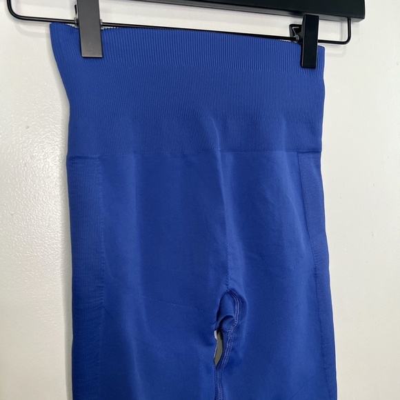 Lululemon In The Flow Ruched Crop Leggings - Picture 8 of 12